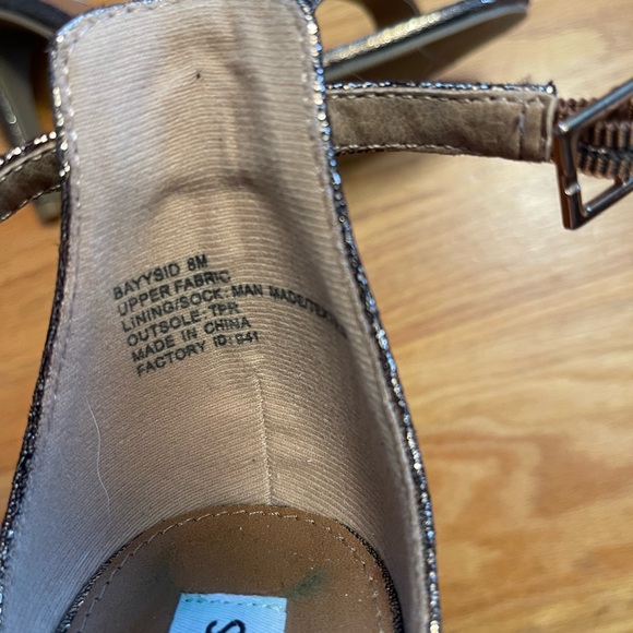 Steve Madden Heels. New, never worn. - Picture 3 of 4